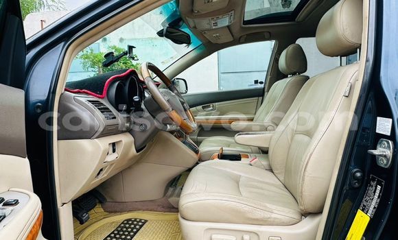 Sayi Na hannu Lexus RX 330 Blue Mota in Cotonou a Benin Sayi Na hannu Lexus RX 330 Blue Mota in Cotonou a Benin