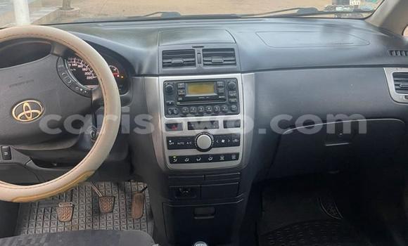 Ra Àlòkù Toyota Avensis Verso Red Ọkọ̀ in Cotonou ni Benin Ra Àlòkù Toyota Avensis Verso Red Ọkọ̀ in Cotonou ni Benin