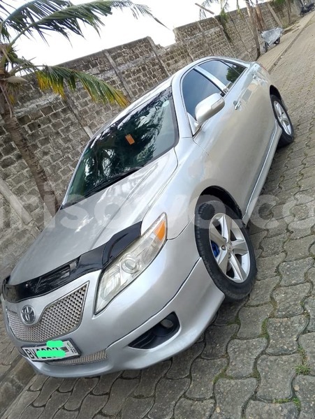 Big with watermark toyota camry benin cotonou 20050
