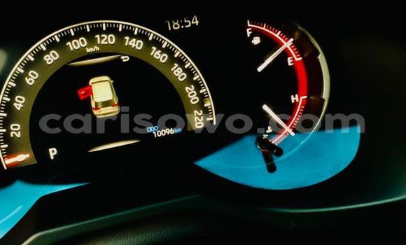 Sayi Na hannu Toyota RAV4 Azurfa Mota in Cotonou a Benin Sayi Na hannu Toyota RAV4 Azurfa Mota in Cotonou a Benin