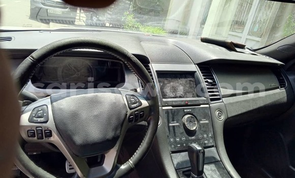 Acheter Occasion Voiture Ford Taurus Blanc à Cotonou, Benin Acheter Occasion Voiture Ford Taurus Blanc à Cotonou, Benin