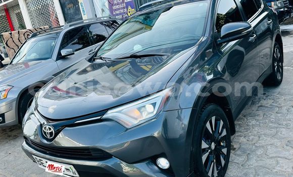 Acheter Occasion Voiture Toyota RAV4 Gris à Cotonou, Benin Acheter Occasion Voiture Toyota RAV4 Gris à Cotonou, Benin