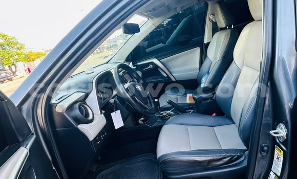 Acheter Occasion Voiture Toyota RAV4 Gris à Cotonou, Benin Acheter Occasion Voiture Toyota RAV4 Gris à Cotonou, Benin