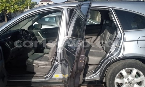 Ra Àlòkù Honda CR–V Silver Ọkọ̀ in Cotonou ni Benin Ra Àlòkù Honda CR–V Silver Ọkọ̀ in Cotonou ni Benin