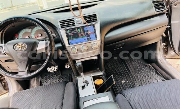 Ra Àlòkù Toyota Camry Black Ọkọ̀ in Cotonou ni Benin Ra Àlòkù Toyota Camry Black Ọkọ̀ in Cotonou ni Benin