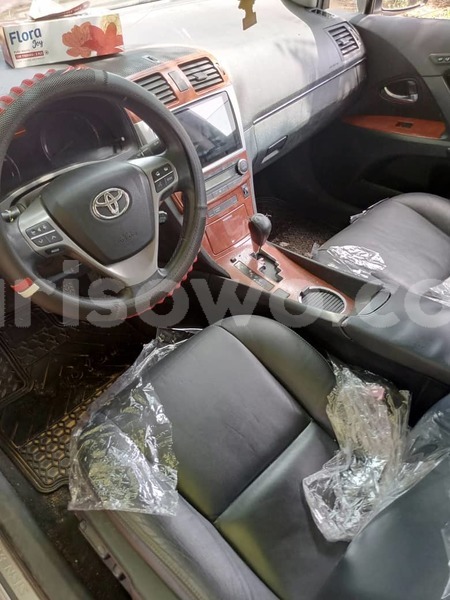 Big with watermark toyota avensis benin cotonou 20062