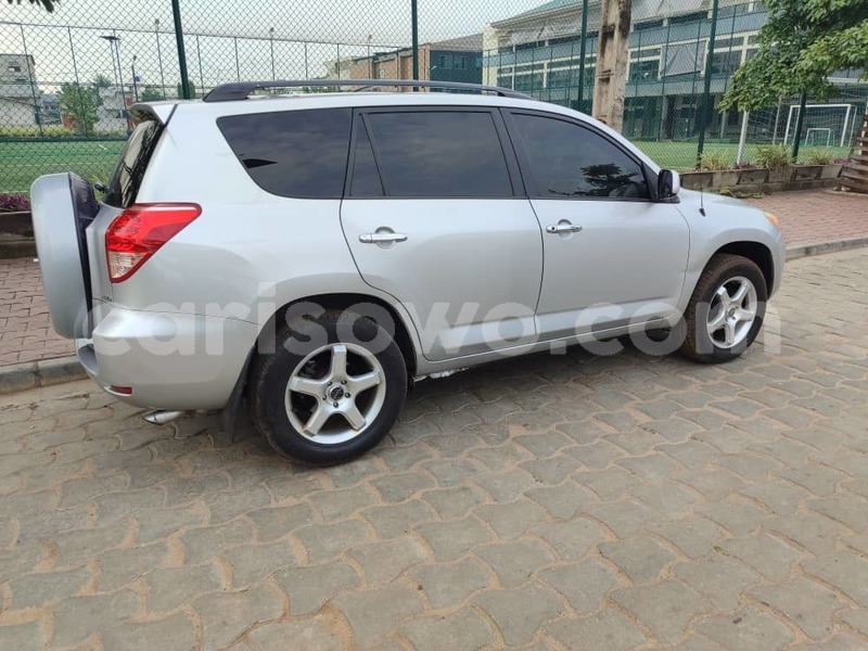 Big with watermark toyota rav4 benin cotonou 20063