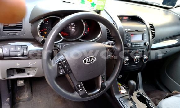 Ra Àlòkù Kia Sorento Black Ọkọ̀ in Abomey Calavi ni Benin Ra Àlòkù Kia Sorento Black Ọkọ̀ in Abomey Calavi ni Benin