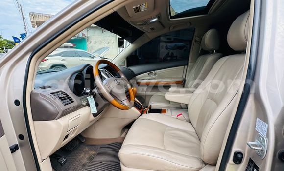 Ra Àlòkù Lexus RX 330 Silver Ọkọ̀ in Cotonou ni Benin