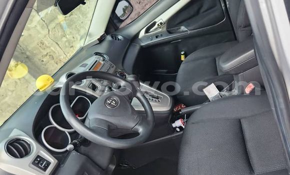 Acheter Occasion Voiture Toyota Yaris Gris à Cotonou, Benin Acheter Occasion Voiture Toyota Yaris Gris à Cotonou, Benin