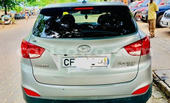 Acheter Occasion Voiture Hyundai Tucson Beige à Cotonou, Benin Acheter Occasion Voiture Hyundai Tucson Beige à Cotonou, Benin