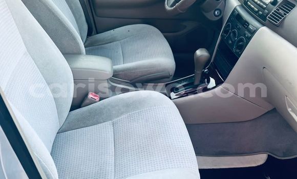 Acheter Occasion Voiture Toyota Corolla Blanc à Cotonou, Benin Acheter Occasion Voiture Toyota Corolla Blanc à Cotonou, Benin