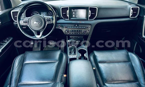 Buy Used Kia Sportage White Car in Cotonou in Benign