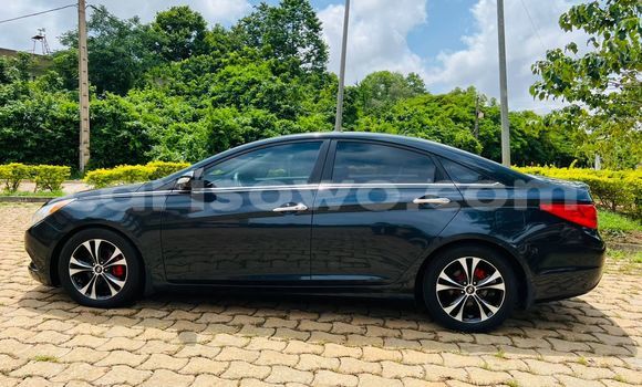 Acheter Occasion Voiture Hyundai Sonata Noir à Cotonou, Benin Acheter Occasion Voiture Hyundai Sonata Noir à Cotonou, Benin