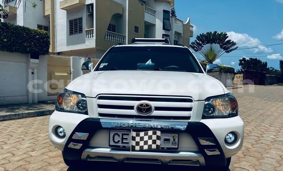 Acheter Occasion Voiture Toyota Highlander Blanc à Cotonou, Benin Acheter Occasion Voiture Toyota Highlander Blanc à Cotonou, Benin