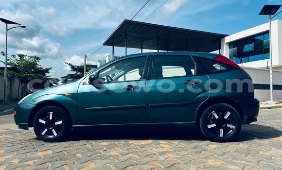 Acheter Occasion Voiture Ford Focus Vert à Cotonou, Benin Acheter Occasion Voiture Ford Focus Vert à Cotonou, Benin