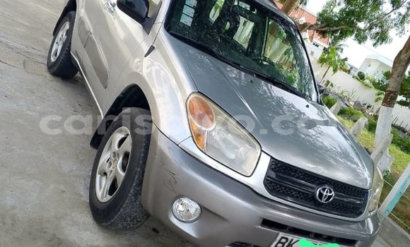 Ra Àlòkù Toyota RAV4 Silver Ọkọ̀ in Cotonou ni Benin