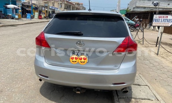 Sayi Na hannu Toyota Venza Azurfa Mota in Cotonou a Benin Sayi Na hannu Toyota Venza Azurfa Mota in Cotonou a Benin