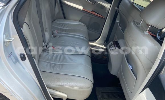 Sayi Na hannu Toyota Venza Azurfa Mota in Cotonou a Benin Sayi Na hannu Toyota Venza Azurfa Mota in Cotonou a Benin