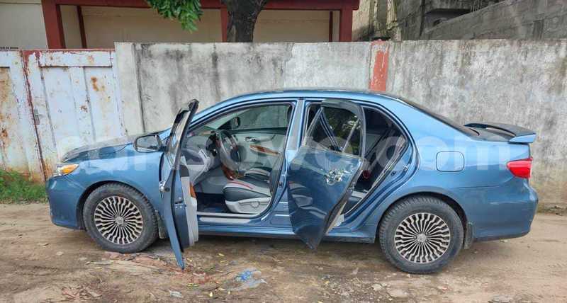 Big with watermark toyota corolla benin cotonou 20130
