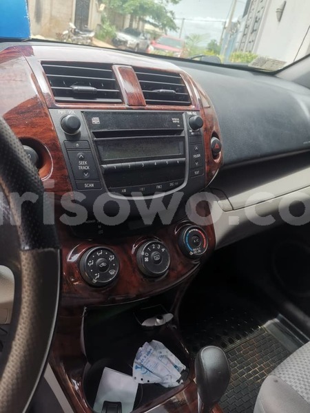 Big with watermark toyota rav4 benin cotonou 20134