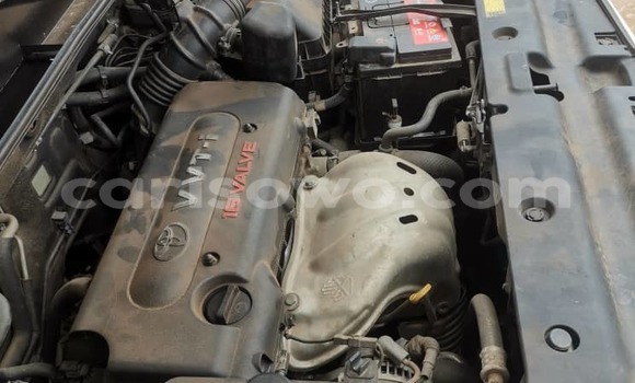 Sayi Na hannu Toyota RAV4 Azurfa Mota in Cotonou a Benin Sayi Na hannu Toyota RAV4 Azurfa Mota in Cotonou a Benin