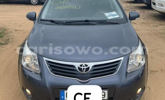 Acheter Occasion Voiture Toyota Avensis Bleu à Cotonou, Benin