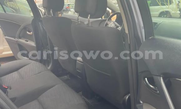 Buy Used Toyota Avensis Blue Car in Cotonou in Benign Buy Used Toyota Avensis Blue Car in Cotonou in Benign