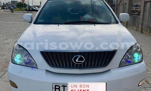 Sayi Na hannu Lexus RX 350 White Mota in Cotonou a Benin Sayi Na hannu Lexus RX 350 White Mota in Cotonou a Benin