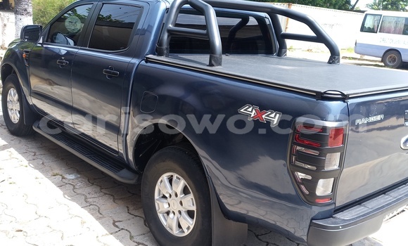 Ra Àlòkù Ford E 150 Cargo Van Blue Ọkọ̀ akẹ́rù ńlá in Cotonou ni Benin Ra Àlòkù Ford E 150 Cargo Van Blue Ọkọ̀ akẹ́rù ńlá in Cotonou ni Benin