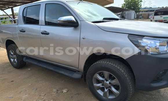 Acheter Occasion Voiture Toyota Hilux Gris à Cotonou, Benin Acheter Occasion Voiture Toyota Hilux Gris à Cotonou, Benin