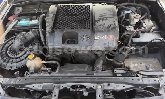 Ra Àlòkù Toyota Hilux Silver Ọkọ̀ in Cotonou ni Benin Ra Àlòkù Toyota Hilux Silver Ọkọ̀ in Cotonou ni Benin