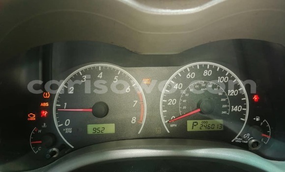 Sayi Na hannu Toyota Corolla White Mota in Cotonou a Benin Sayi Na hannu Toyota Corolla White Mota in Cotonou a Benin