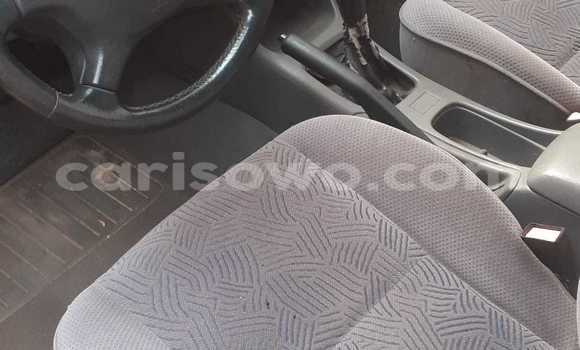 Sayi Na hannu Toyota Avensis Blue Mota in Cotonou a Benin Sayi Na hannu Toyota Avensis Blue Mota in Cotonou a Benin