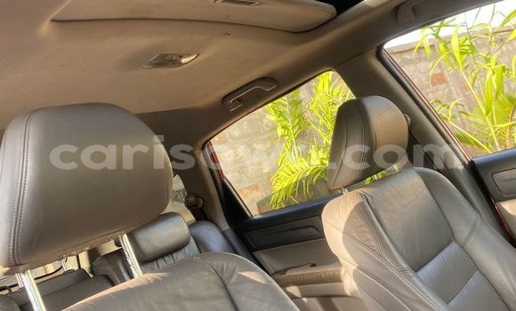 Ra Àlòkù Honda CR–V Red Ọkọ̀ in Cotonou ni Benin Ra Àlòkù Honda CR–V Red Ọkọ̀ in Cotonou ni Benin