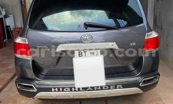 Sayi Na hannu Toyota Highlander Brown Mota in Cotonou a Benin Sayi Na hannu Toyota Highlander Brown Mota in Cotonou a Benin