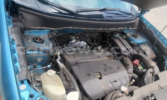 Acheter Occasion Voiture Mitsubishi Outlander Vert à Cotonou, Benin Acheter Occasion Voiture Mitsubishi Outlander Vert à Cotonou, Benin