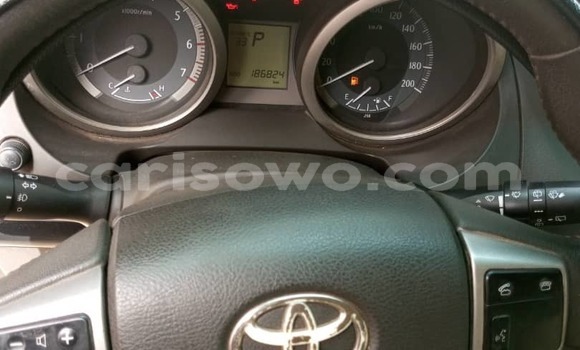 Acheter Occasion Voiture Toyota Land Cruiser Prado Blanc à Cotonou, Benin Acheter Occasion Voiture Toyota Land Cruiser Prado Blanc à Cotonou, Benin