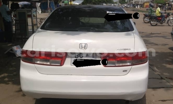 Acheter Occasion Voiture Honda Accord Blanc à Cotonou, Benin Acheter Occasion Voiture Honda Accord Blanc à Cotonou, Benin