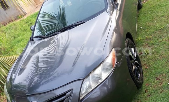 Ra Àlòkù Toyota Camry funfun Ọkọ̀ in Cotonou ni Benin Ra Àlòkù Toyota Camry funfun Ọkọ̀ in Cotonou ni Benin