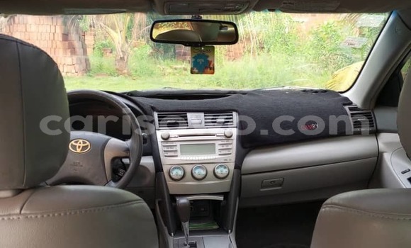 Ra Àlòkù Toyota Camry funfun Ọkọ̀ in Cotonou ni Benin Ra Àlòkù Toyota Camry funfun Ọkọ̀ in Cotonou ni Benin