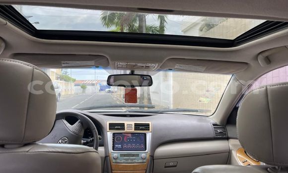 Sayi Na hannu Toyota Camry White Mota in Cotonou a Benin Sayi Na hannu Toyota Camry White Mota in Cotonou a Benin