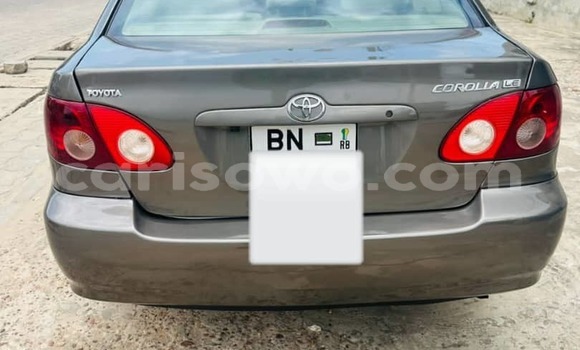 Sayi Na hannu Toyota Corolla Brown Mota in Cotonou a Benin