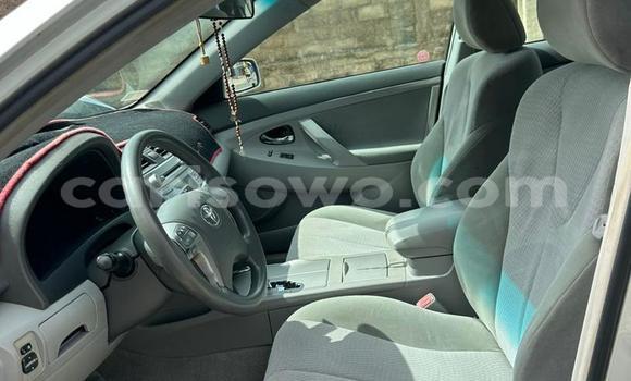 Ra Àlòkù Toyota Camry Silver Ọkọ̀ in Cotonou ni Benin Ra Àlòkù Toyota Camry Silver Ọkọ̀ in Cotonou ni Benin