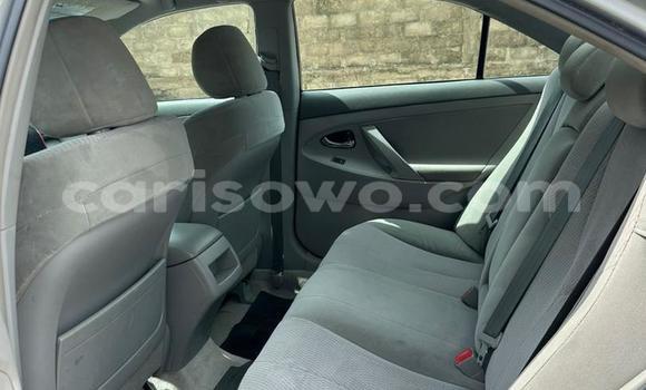 Ra Àlòkù Toyota Camry Silver Ọkọ̀ in Cotonou ni Benin Ra Àlòkù Toyota Camry Silver Ọkọ̀ in Cotonou ni Benin
