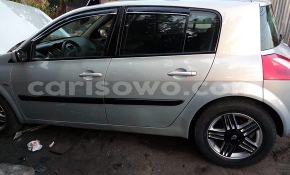 Ra Àlòkù Renault Megane Alawọ ewe Ọkọ̀ in Cotonou ni Benin Ra Àlòkù Renault Megane Alawọ ewe Ọkọ̀ in Cotonou ni Benin