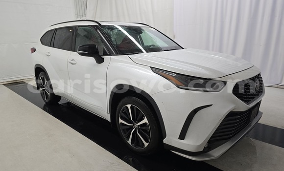 Sayi Sabo Toyota Highlander Sauran Mota in Cotonou a Benin Sayi Sabo Toyota Highlander Sauran Mota in Cotonou a Benin