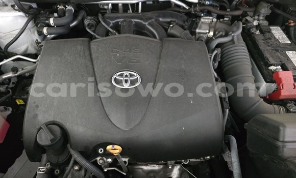 Sayi Sabo Toyota Highlander Sauran Mota in Cotonou a Benin Sayi Sabo Toyota Highlander Sauran Mota in Cotonou a Benin