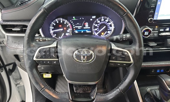 Sayi Sabo Toyota Highlander Sauran Mota in Cotonou a Benin Sayi Sabo Toyota Highlander Sauran Mota in Cotonou a Benin