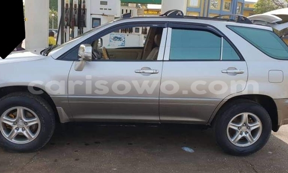 Ra Àlòkù Lexus RX 300 Alagara Ọkọ̀ in Cotonou ni Benin Ra Àlòkù Lexus RX 300 Alagara Ọkọ̀ in Cotonou ni Benin